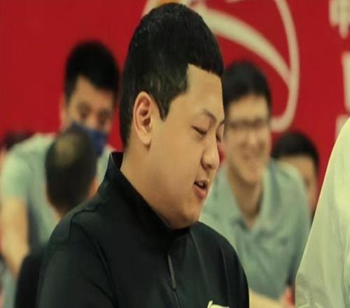 郑钦文网球,赛表现卓越,中网四强突,开宝体育官网,开宝体育平台,开宝体育链接,开宝体育官方